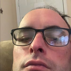 Meet your Posher, Stewart